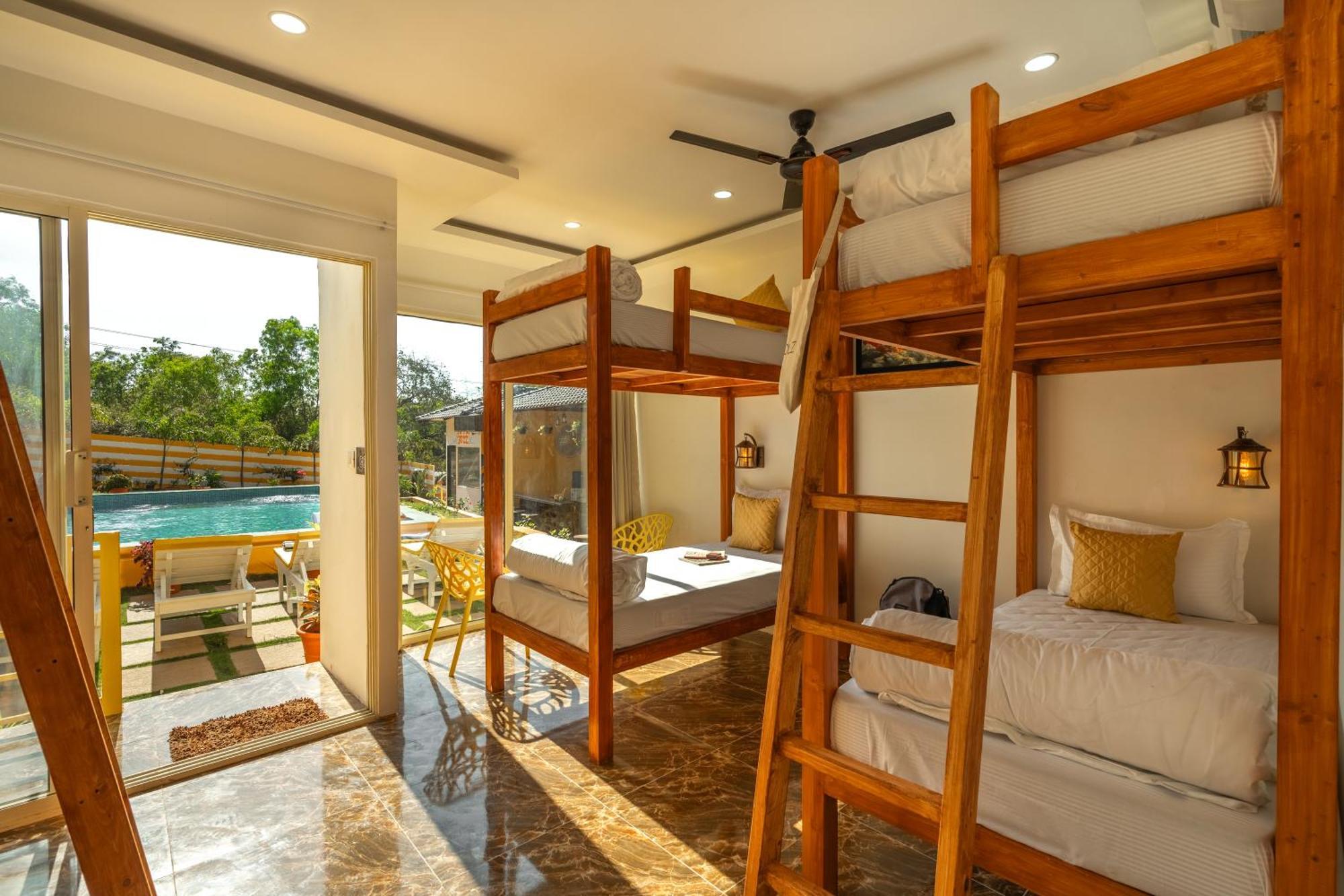 The Social Stays Goa, Morjim Formerly Artbuzz Экстерьер фото