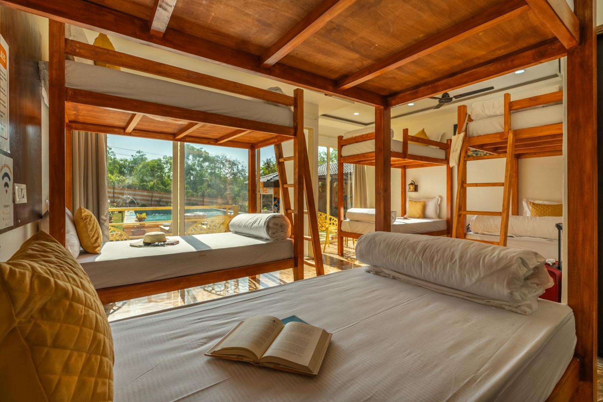 The Social Stays Goa, Morjim Formerly Artbuzz Экстерьер фото