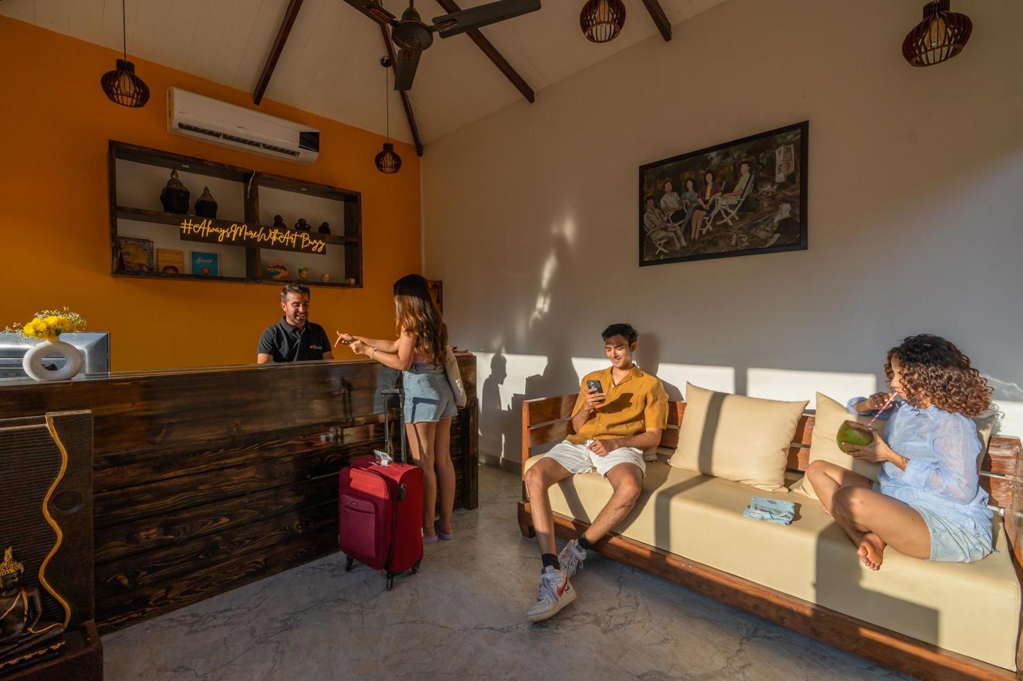 The Social Stays Goa, Morjim Formerly Artbuzz Экстерьер фото