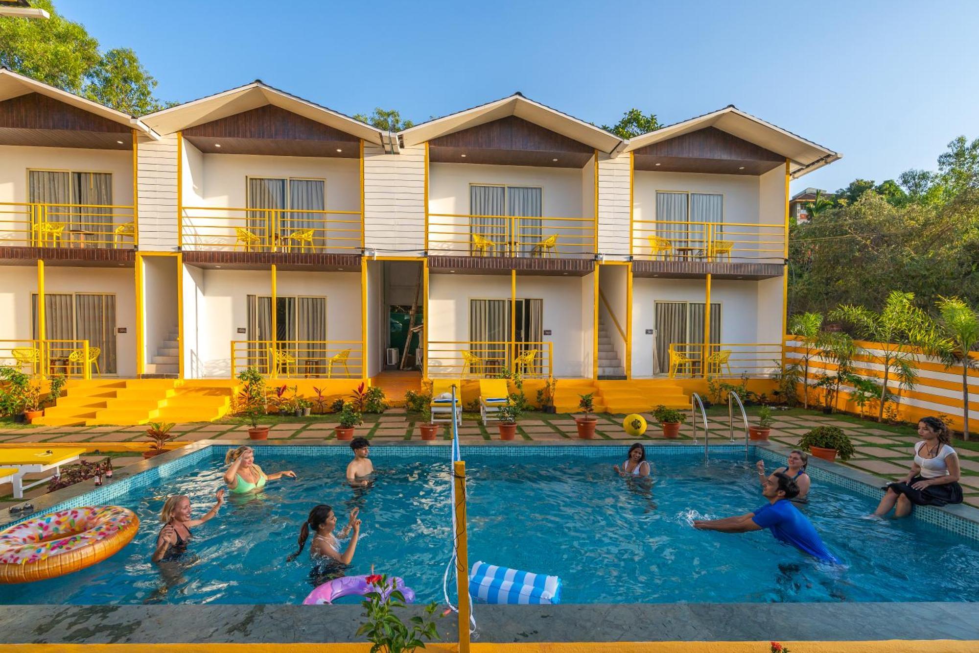 The Social Stays Goa, Morjim Formerly Artbuzz Экстерьер фото