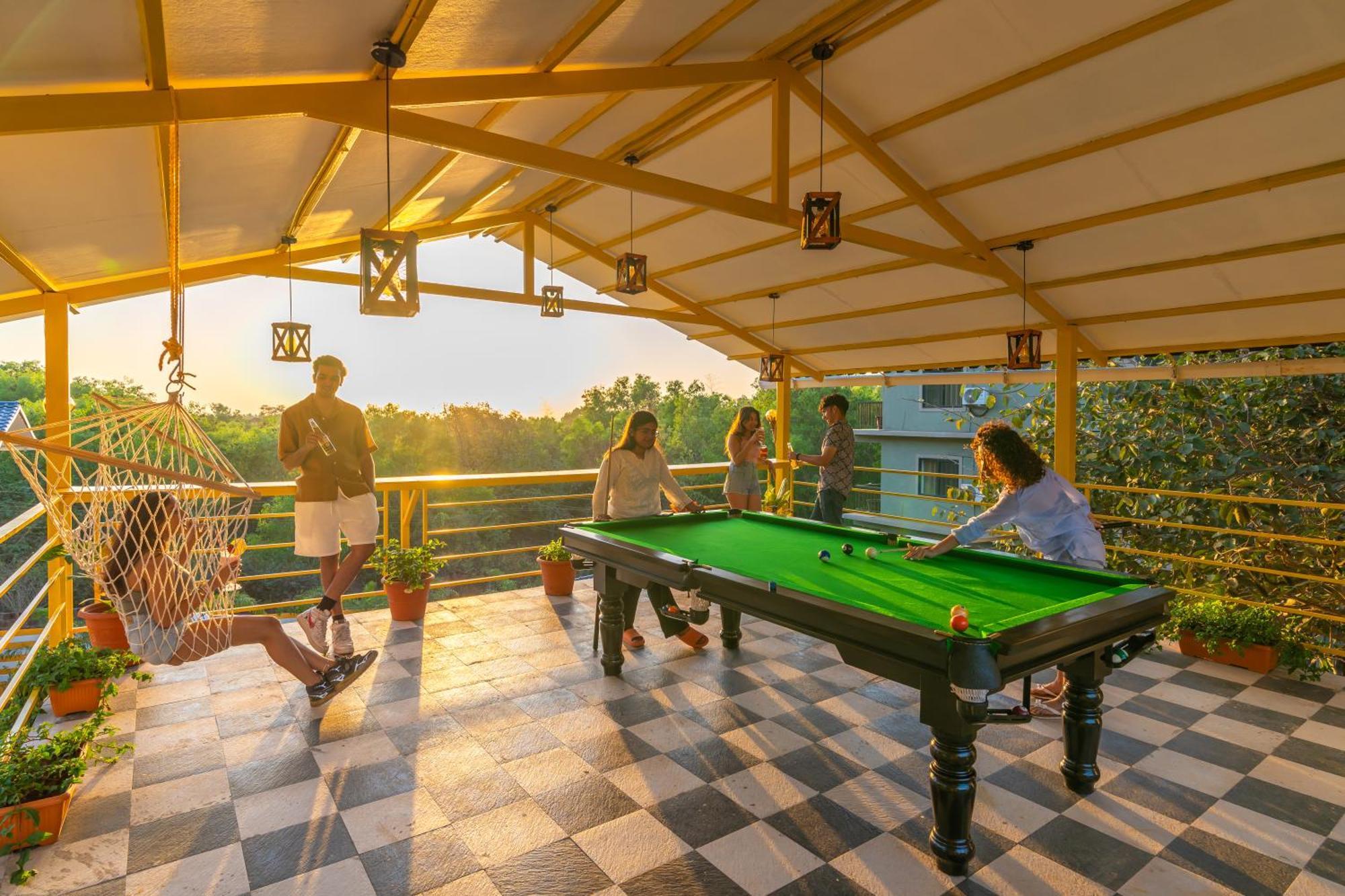The Social Stays Goa, Morjim Formerly Artbuzz Экстерьер фото