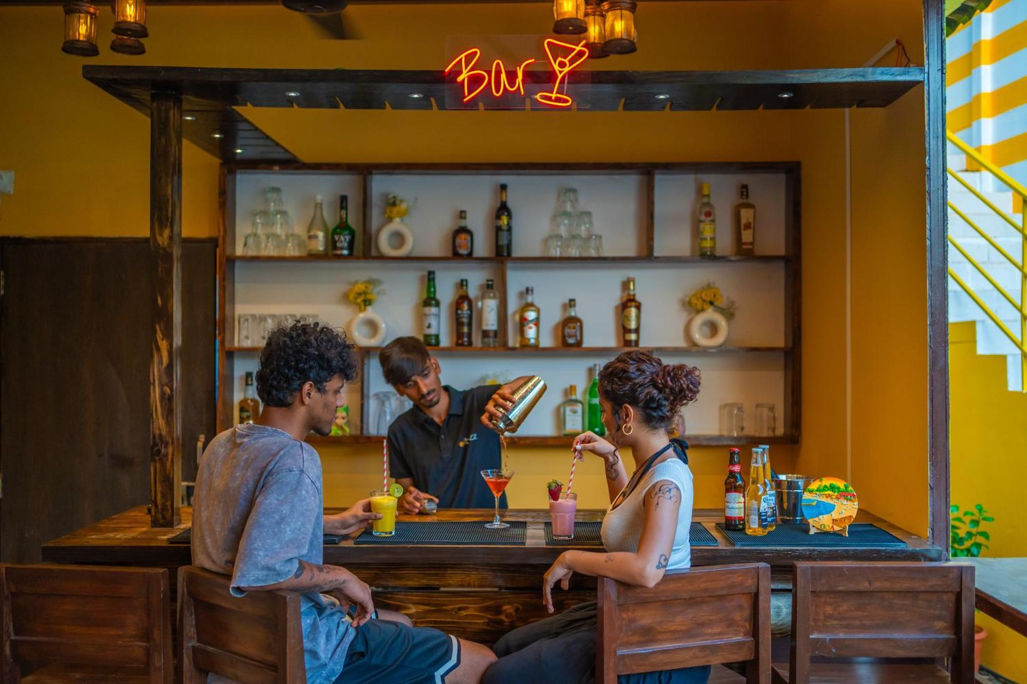 The Social Stays Goa, Morjim Formerly Artbuzz Экстерьер фото