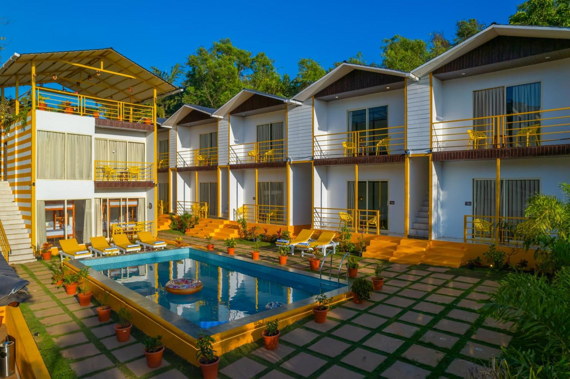 The Social Stays Goa, Morjim Formerly Artbuzz Экстерьер фото