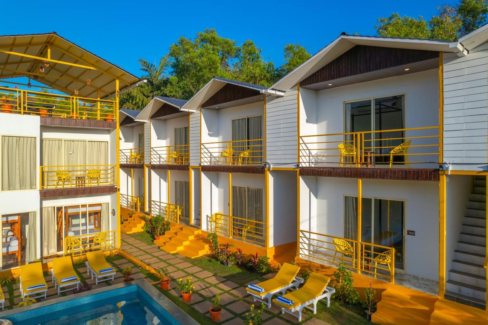 The Social Stays Goa, Morjim Formerly Artbuzz Экстерьер фото